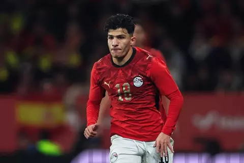 ملف كورة فور.. الكشف عن إصابة نجم المنتخب.. ومفاوضات إبراهيم عادل.. وعودة صلاح